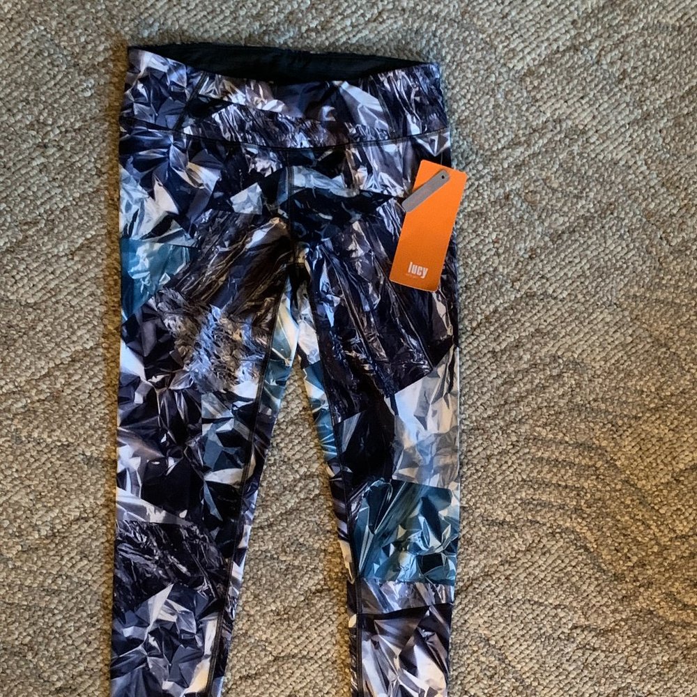 NWT Lucy Revolution Run Tight - Multi Foil